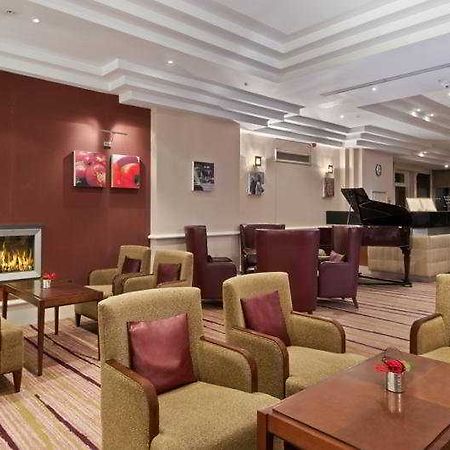 Hilton Dundee Hotel Interior photo