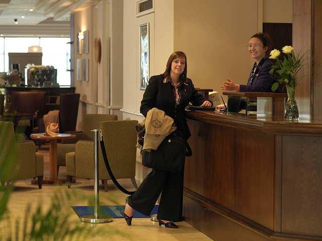 Hilton Dundee Hotel Interior photo